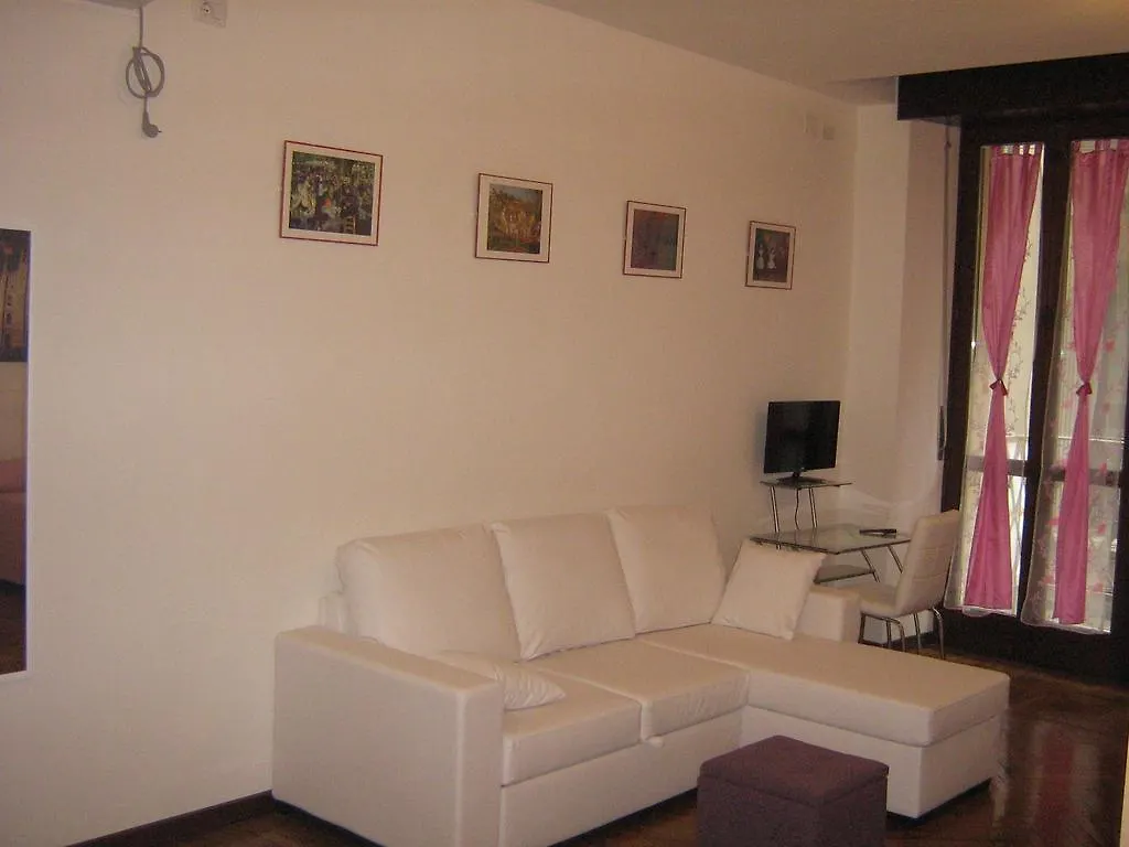 Апартаменты Flat In Milan 1